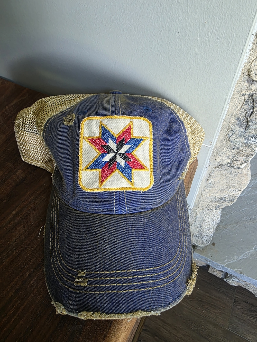 Barn Quilt Square Hat
